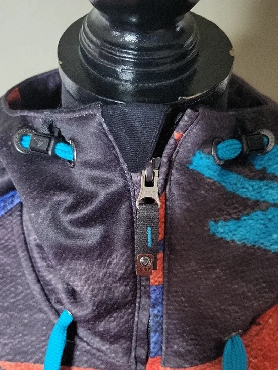 Roxy Women's Aztec Softshell Ski Jacket Size Medium Long Slim Fit - Picture 2 of 14